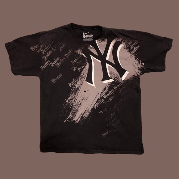 Nike Other - Nike Yankees Middle Swoosh Graphic T Shirt
